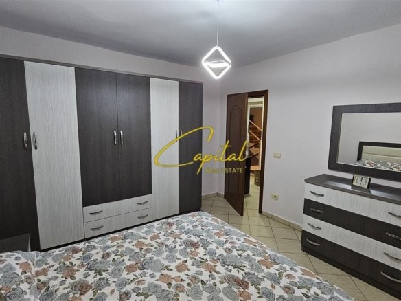 APARTAMENT ME QIRA 2+1 RRUGA FERIT XHAJKO 550 EURO