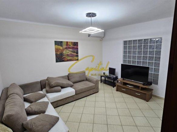 APARTAMENT ME QIRA 2+1 RRUGA FERIT XHAJKO 550 EURO