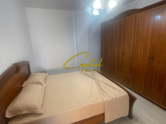 APARTAMENT ME QIRA 2+1 ISH PARKU 65.000 LEKE