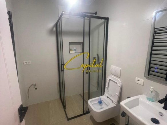 APARTAMENT ME QIRA 2+1 ISH PARKU 65.000 LEKE