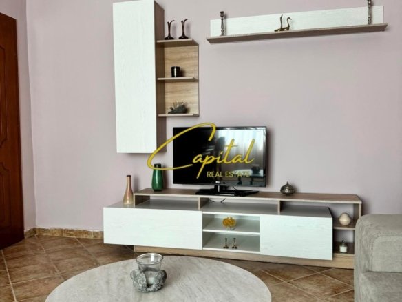 APARTAMENT ME QIRA 1+1 XHAMLLIKU 450 EURO
