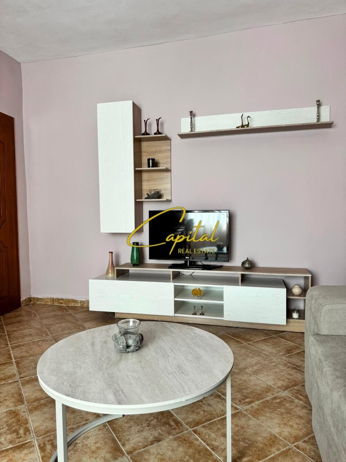 APARTAMENT ME QIRA 1+1 XHAMLLIKU 450 EURO