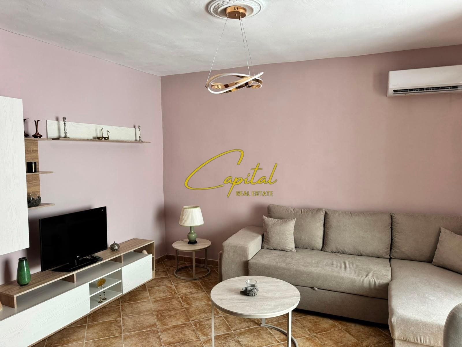APARTAMENT ME QIRA 1+1 XHAMLLIKU 450 EURO