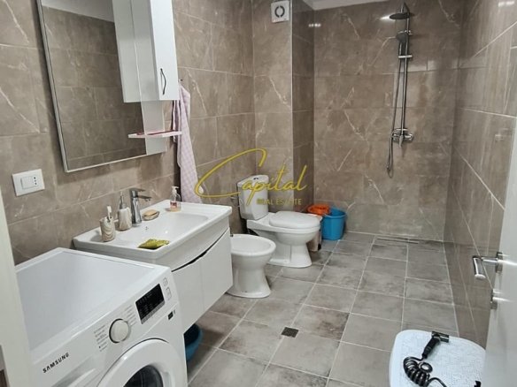 APARTAMENT ME QIRA 2+1 5 MAJI 55.000 LEKE