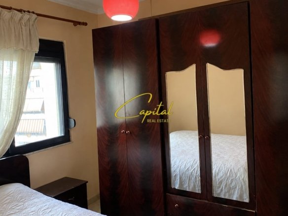 APARTAMENT ME QIRA 3+1 YZBERISHT 450 EURO