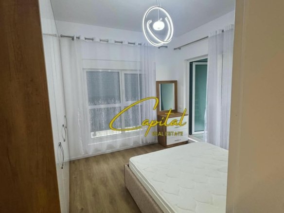 APARTAMENT ME QIRA 1+1 ALI DEMI 50.000 LEKE