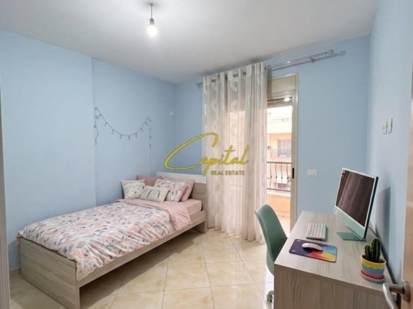 APARTAMENT ME QIRA 2+1 YZBERISHT 49.000 LEKE