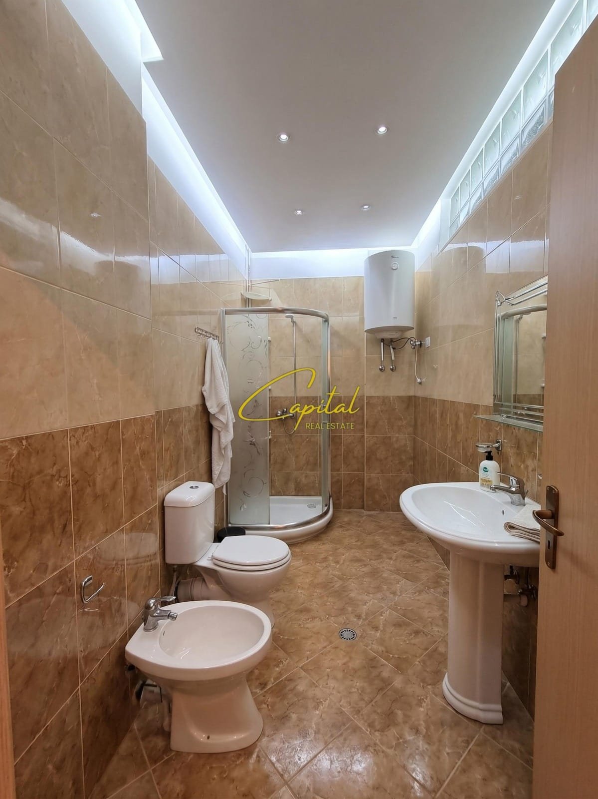 WhatsApp Image 2026-08-17 at 12.06.19 PM APARTAMENT ME QIRA 2+1 YZBERISHT 49.000 LEKE