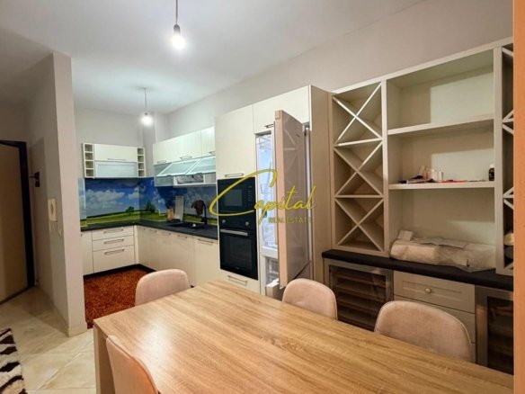 APARTAMENT ME QIRA 2+1 YZBERISHT 49.000 LEKE