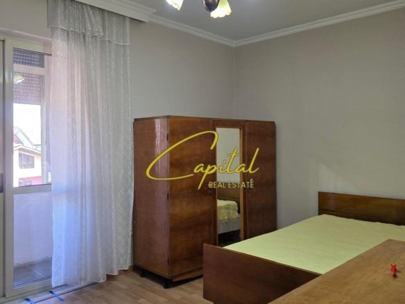 APARTAMENT ME QIRA 2+1 RRUGA E ELBASANIT 55.000 LEKE