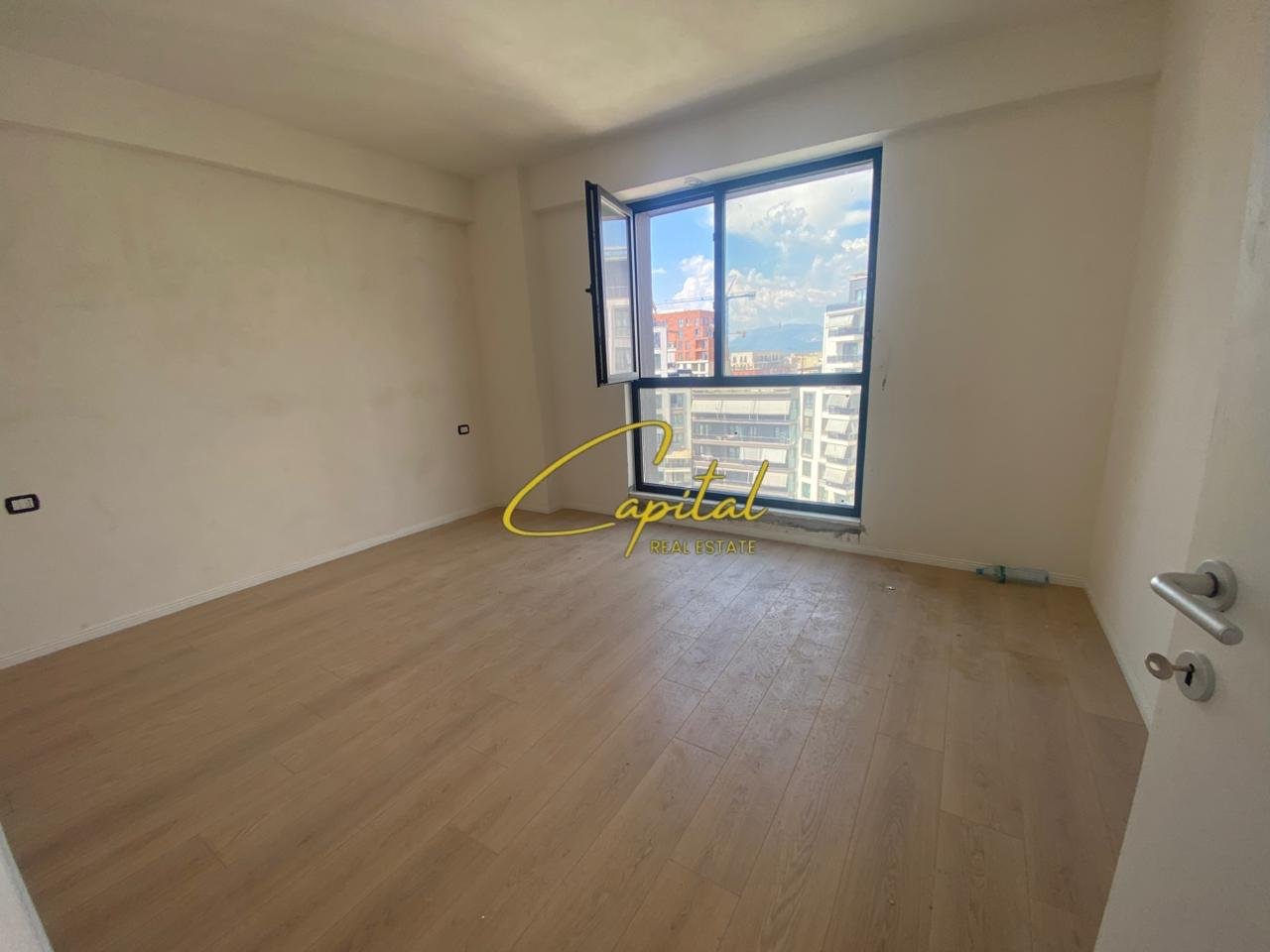 WhatsApp Image 2026-08-18 at 1.08.07 PM (1) SHITET APARTAMENT 2+1+2 GARDEN RESIDENCE TURDIU 173.400 EURO