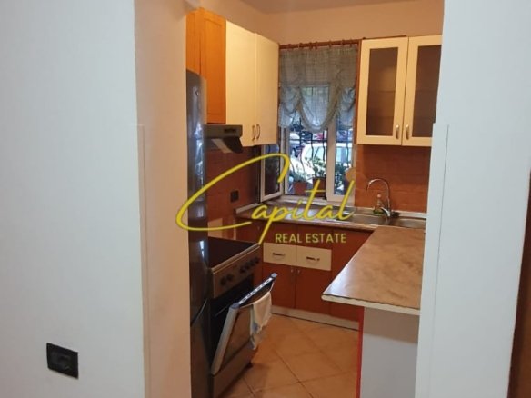 APARTAMENT ME QIRA 1+1 XHAMLLIKU 50.000 LEKE