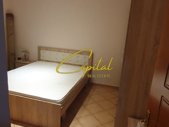 APARTAMENT ME QIRA 1+1 XHAMLLIKU 50.000 LEKE