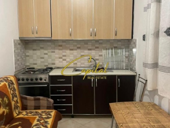 APARTAMENT ME QIRA 1+1 5 MAJI 36.000 LEKE