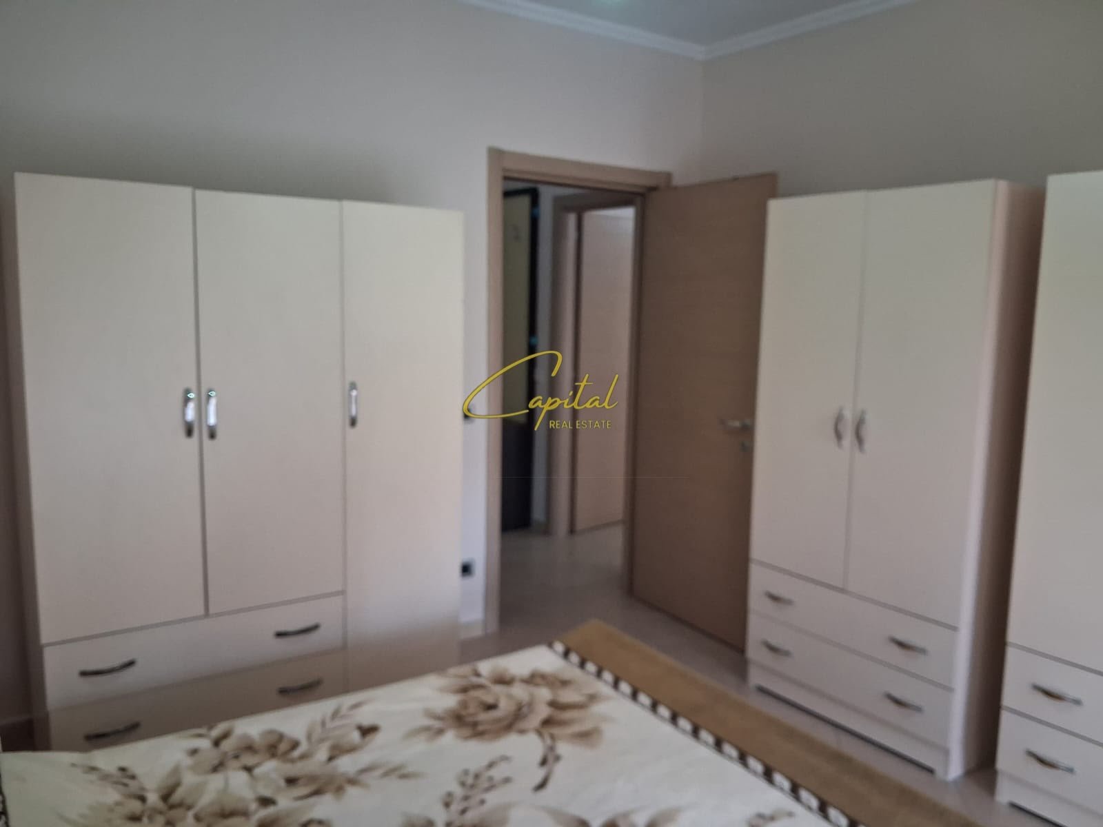 APARTAMENT ME QIRA 1+1 ISH TREGU ELEKTRIK 50.000 LEKE