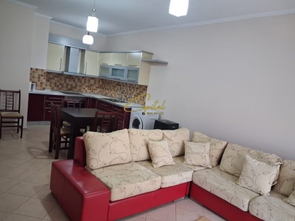 APARTAMENT ME QIRA 1+1 ISH TREGU ELEKTRIK 50.000 LEKE