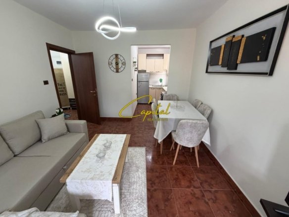 APARTAMENT ME QIRA 1+1 ALI DEMI 45.000 LEKE