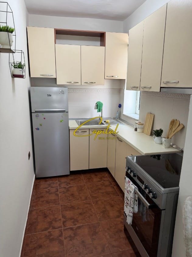 APARTAMENT ME QIRA 1+1 ALI DEMI 45.000 LEKE