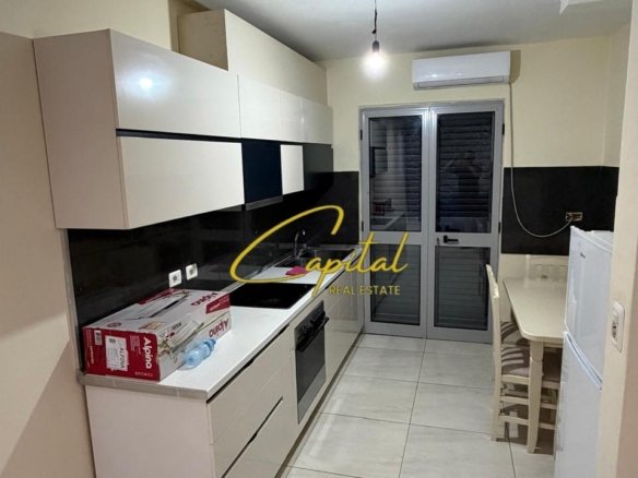 APARTAMENT ME QIRA 2+1+2 FRESKU 40.000 LEKE