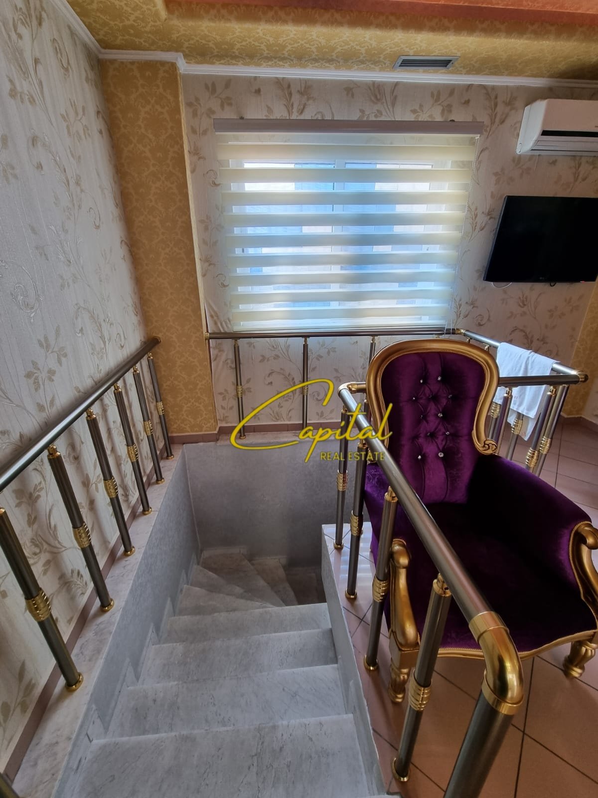 AMBIENT BIZNESI EM QIRA 148 M2 RRUGA E BOGDANEVE 120.000 LEKE