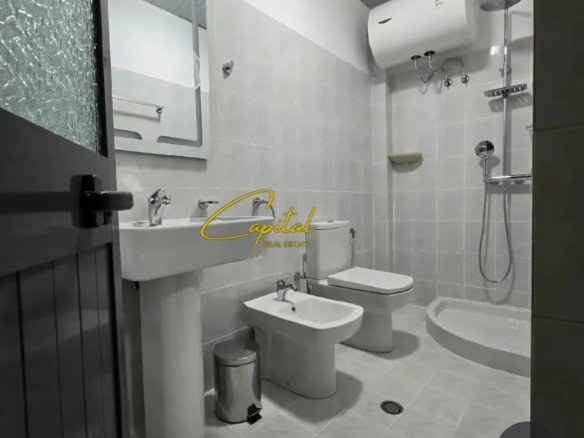 APARTAMENT ME QIRA 2+1+2 VASIL SHANTO 70.000 LEKE
