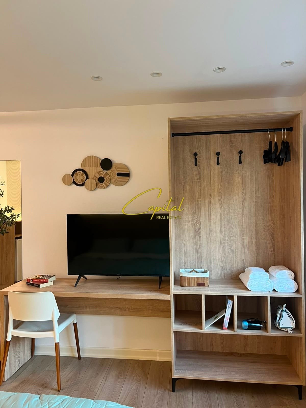 APARTAMENT ME QIRA 1+1 RRUGA E DURRESIT 60.000 LEKE