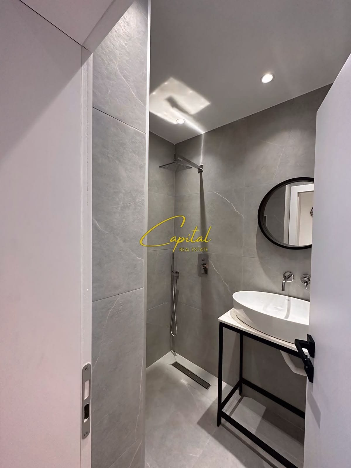 APARTAMENT ME QIRA 1+1 RRUGA E DURRESIT 60.000 LEKE