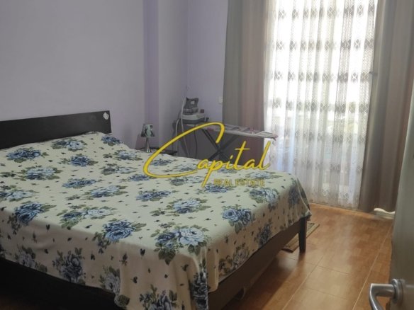 APARTAMENT ME QIRA 1+1 YZBERISHT 40.000 LEKE