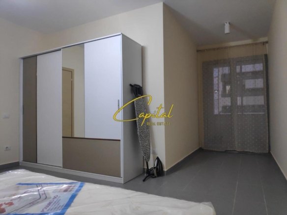 APARTAMENT ME QIRA 1+1 KINOSTUDIO 60.000 LEKE