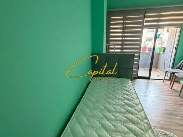 APARTAMENT ME QIRA 2+1 YZBERISHT 55.000 LEKE