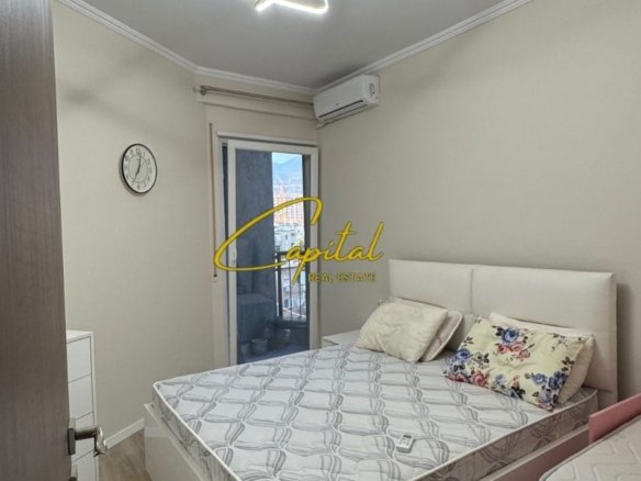 APARTAMENT ME QIRA 1+1 BRRYLI 55.000 LEKE
