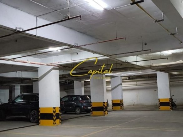 SHITEN 2 POSTE PARKIMI 30 M2 ISH FUSHA AVIACIONIT 4.300.000 LEKE