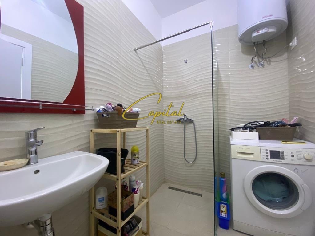 WhatsApp Image 2026-08-25 at 12.28.16 PM APARTAMENT ME QIRA 1+1 KOMPLEKSI FARMACIA 10 60.000 LEKE