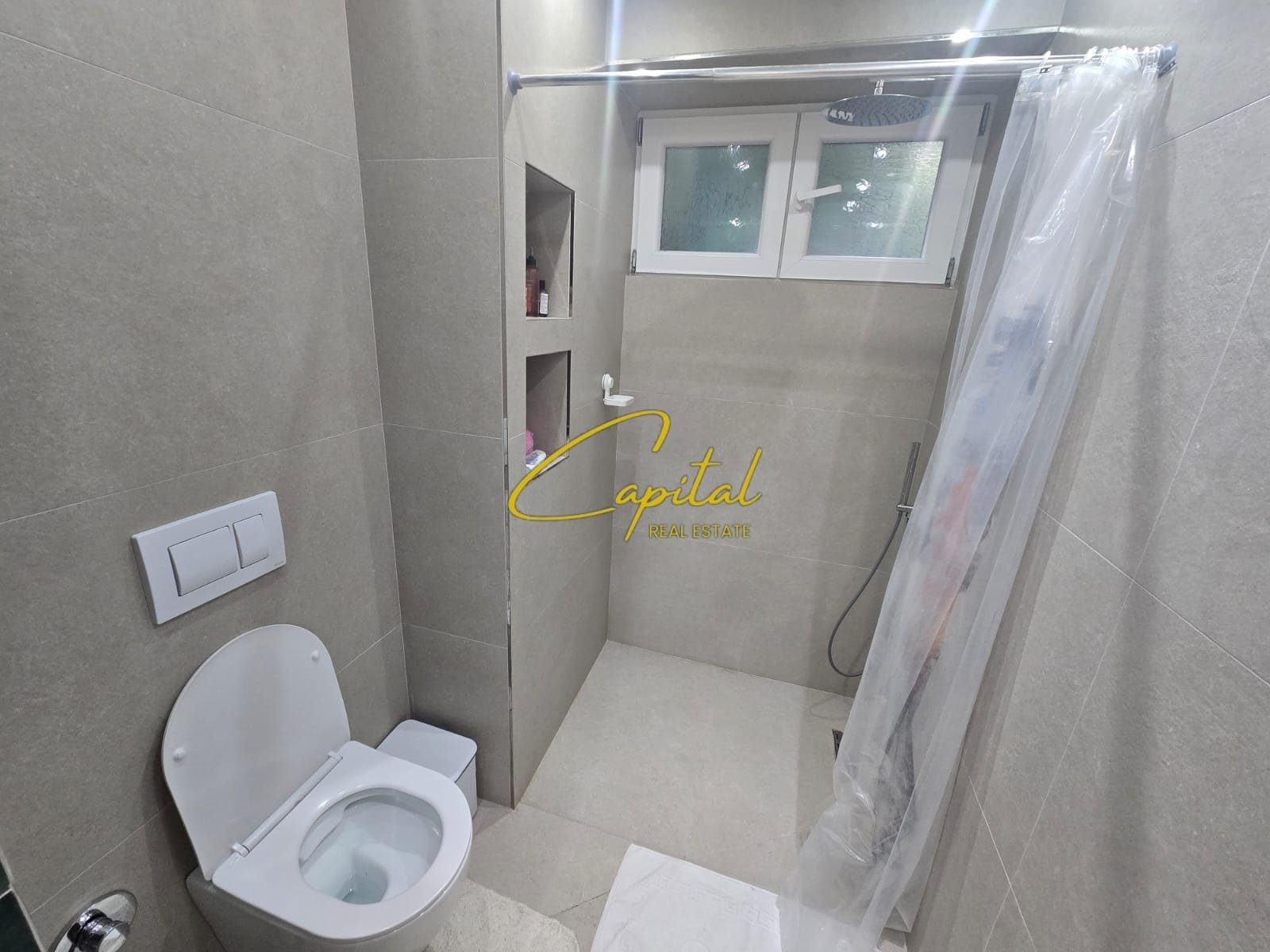 SHITET APARTAMENT 2+1 PAZARI I RI 188.000 EURO