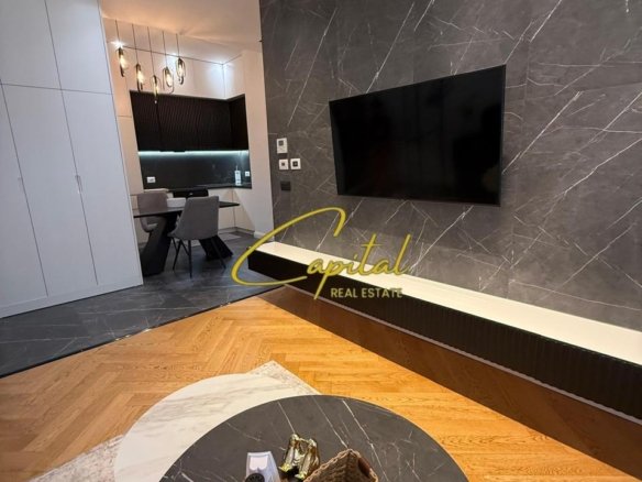 APARTAMENT ME QIRA 1+1 KOMPLEKSI DELIJORGJI 120.000 LEKE