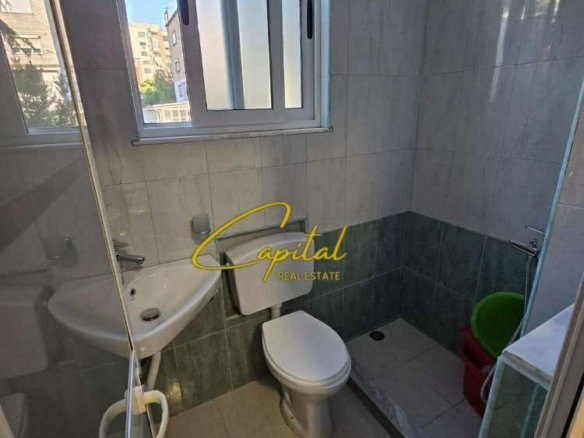 GARSONIERE ME QIRA 60 M2 21 DHJETORI 48.000 LEKE