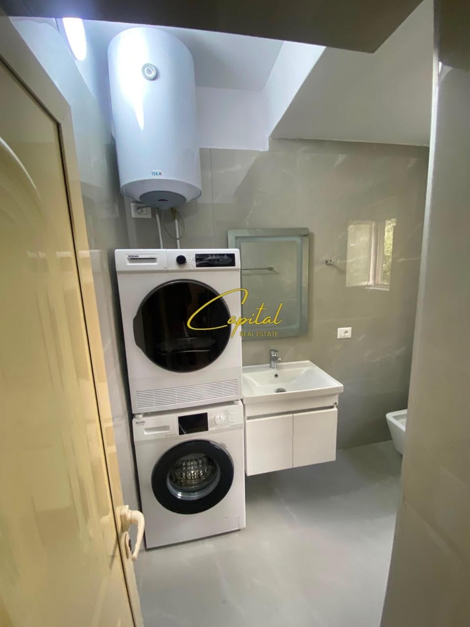 GARSONIERE ME QIRA 50 M2 21 DHJETORI 58.000 LEKE