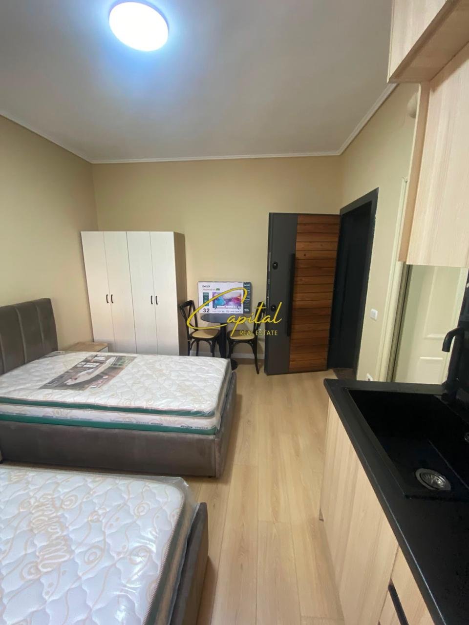 GARSONIERE ME QIRA 50 M2 21 DHJETORI 58.000 LEKE