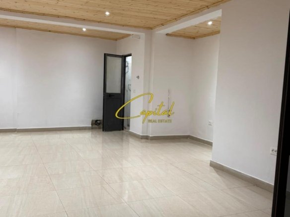 AMBIENT BIZNESI ME QIRA 50 M2 ALLIAS 45.000 LEKE