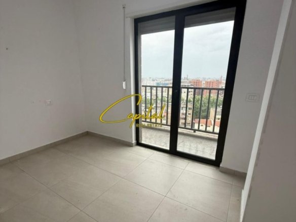 ZYRE ME QIRA 120 M2 SELVIA 80.000 LEKE