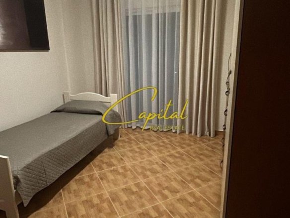 APARTAMENT ME QIRA 2+1+2 ALI DEMI 60.000 LEKE