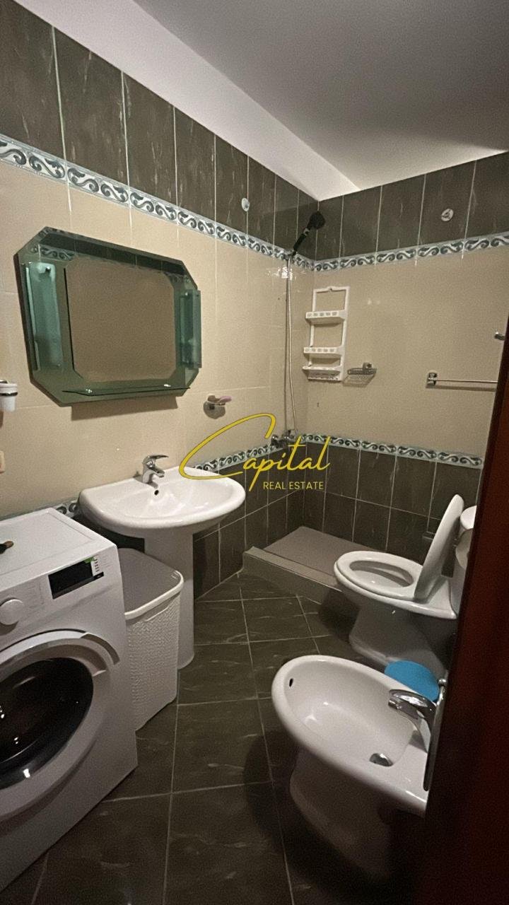 APARTAMENT ME QIRA 2+1+2 ALI DEMI 60.000 LEKE