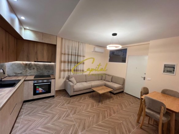 APARTAMENT ME QIRA 2+1 SAUK 50.000 LEKE