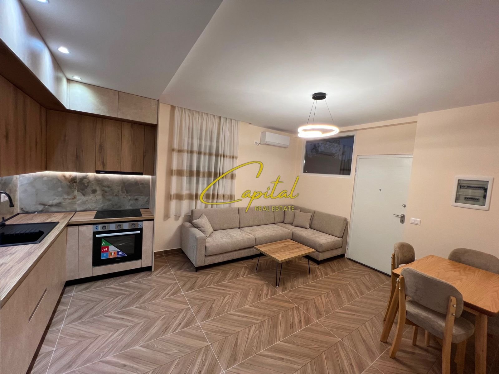 APARTAMENT ME QIRA 2+1 SAUK 50.000 LEKE