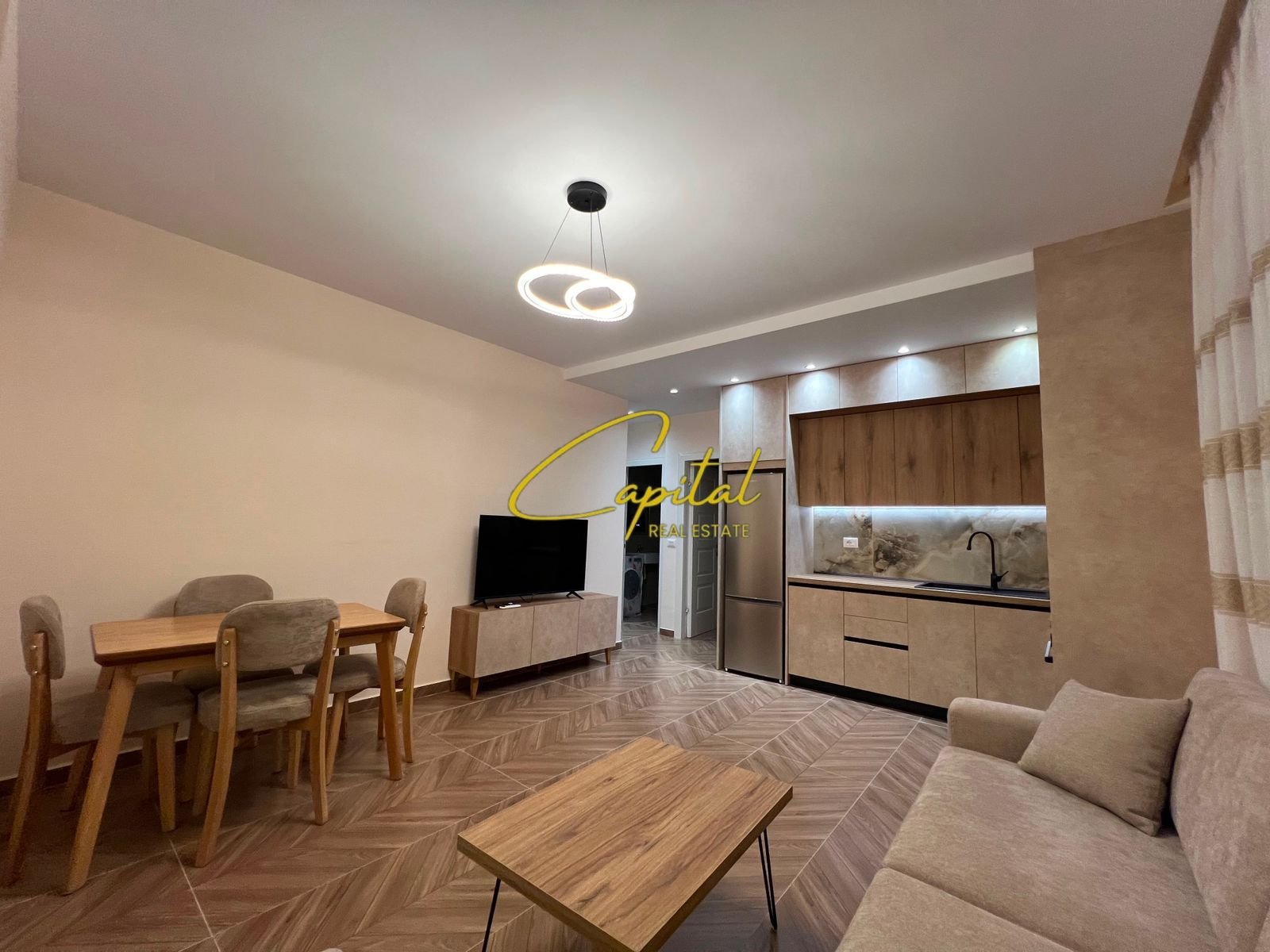 APARTAMENT ME QIRA 2+1 SAUK 50.000 LEKE