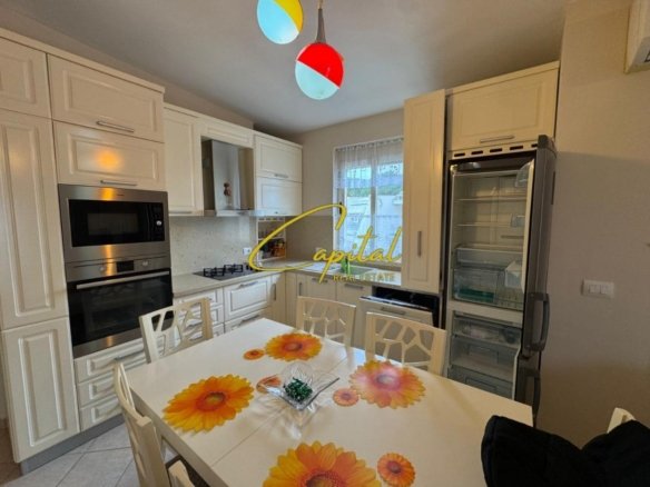 SHITET APARTAMENT 1+1 KOMPLEKSI MANGALEM 21 11.000.000 LEKE