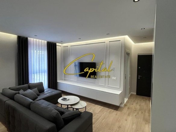 APARTAMENT ME QIRA 1+1 RRUGA E DIBRES 90.000 LEKE