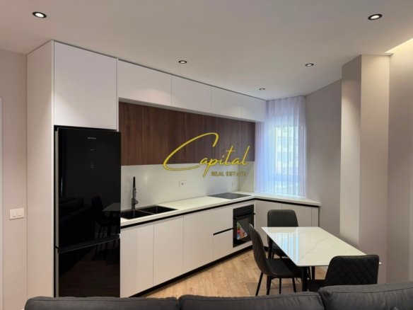 APARTAMENT ME QIRA 1+1 RRUGA E DIBRES 90.000 LEKE