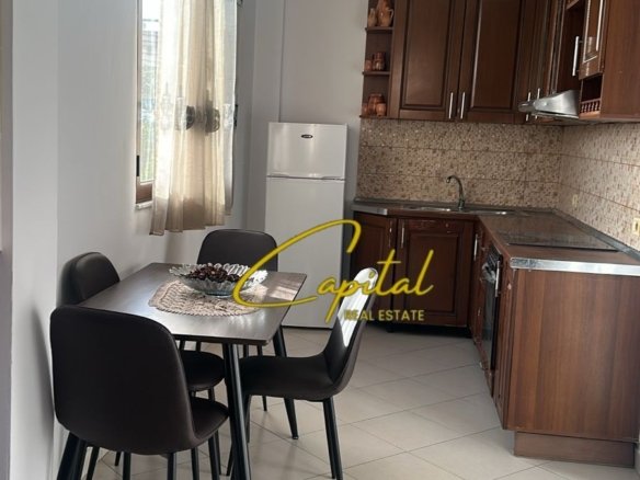 APARTAMENT ME QIRA 2+1 YZBERISHT 40.000 LEKE