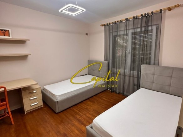 APARTAMENT ME QIRA 2+1 XHAMLLIKU 65.000 LEKE